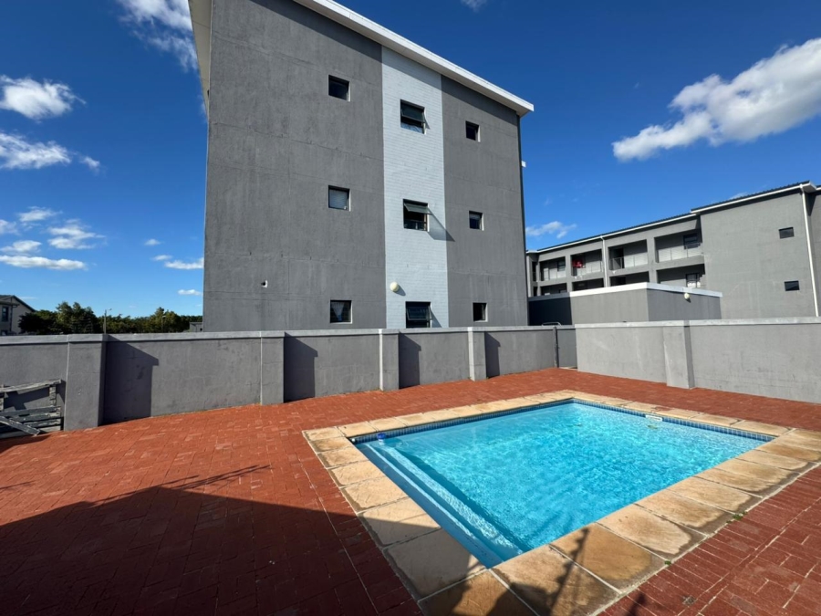 2 Bedroom Property for Sale in Parklands Western Cape